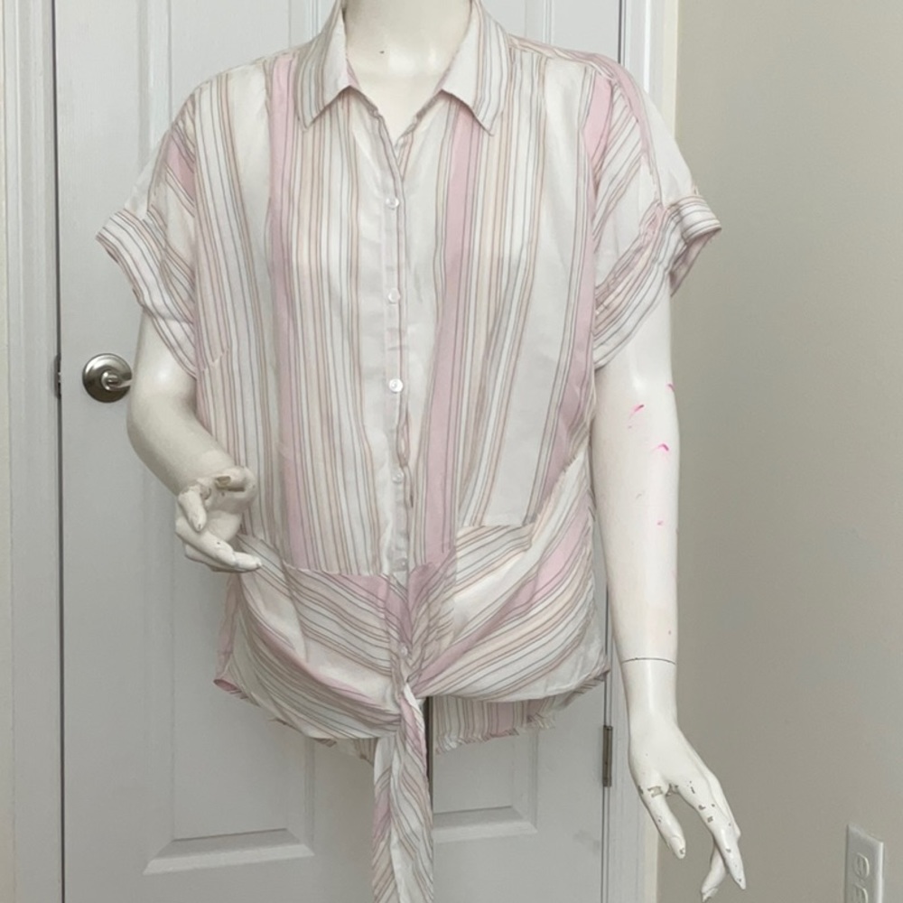 NWT JONES NEW YORK SIGNATURE BLOUSE